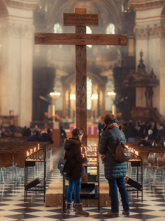 easter cross worship prayer nave