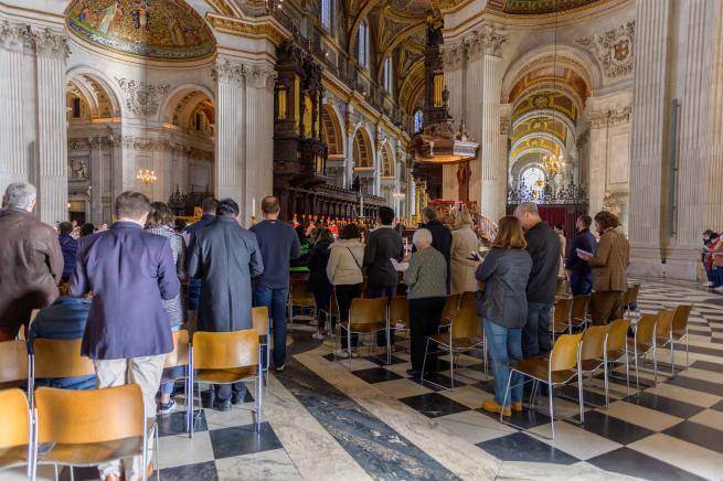 worshippers eucharist sunday services congregation