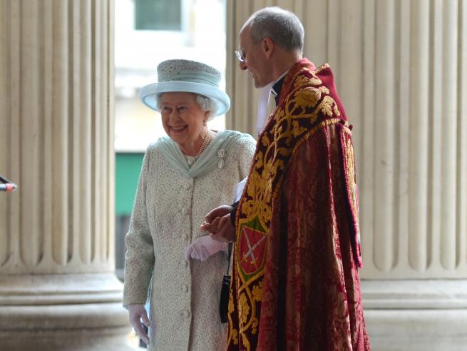 The Dean of St Paul's Cathedral greets Her Majesty the Queen on the steps of St Paul's Cathedral for her Diamond Jubilee service