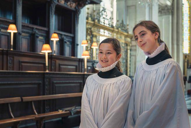 Two girls from St Paul's Cathedral Choir