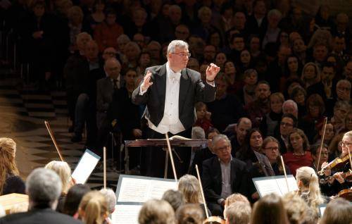 conductor orchestra stage music handels messiah