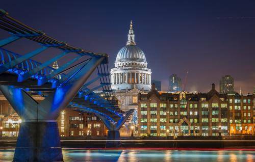 The dome of St Paul's from south of the River Thames